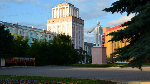 Новомосковску присвоено звание "Город воинской доблести"