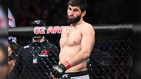 ММА. Анкалаев выиграл бой у Крылова на турнире UFC