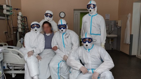 Врачи спасли беременную женщину со 100% поражением легких