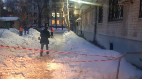 В Самаре на школьника с крыши упала ледяная глыба