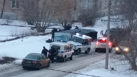 Страшная находка: в Челябинской области на мусорке нашли труп в ковре