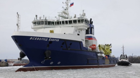 Надежный тыл. Судно "Всеволод Бобров" вышло на заводские испытания