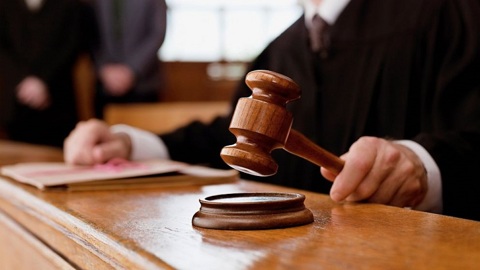 Томич, убивший знакомого за вымышленные рассказы о службе, осужден