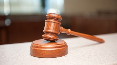 В Керчи мать приговорили к 18 годам колонии за изнасилование 14-летней дочери