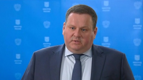 Минтруд предлагает упростить наем подростков