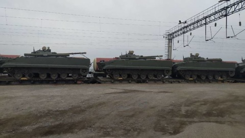 40 новейших БМП-3 доставлены во Владивосток