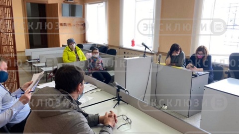 Новосибирский суд освободил 6-летнюю девочку от коммунального долга умершей мамы