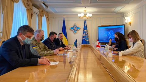 Украина считает, что "Запад" ей угрожает