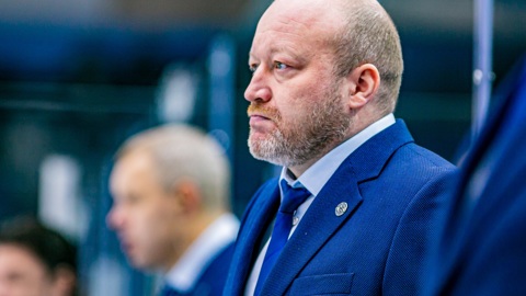 КХЛ. "Автомобилист" сменил Питерса на Заварухина