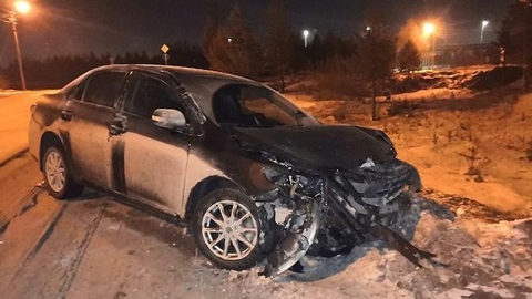 В Ноябрьске женщина угнала такси и пыталась уйти от погони полиции