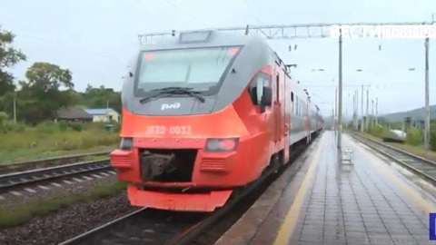 Приморские школьники получат летнюю скидку 50% на проезд в поезде