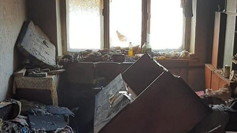 В новосибирском общежитии тушили сильный пожар