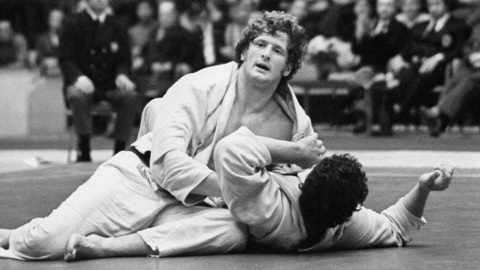 Умер олимпийский чемпион по дзюдо Сергей Новиков