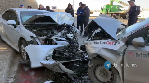 Один водитель погиб в результате аварии встречных иномарок в Уфе