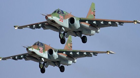 Корабли Черноморского флота и штурмовики Су-25 провели совместные учения