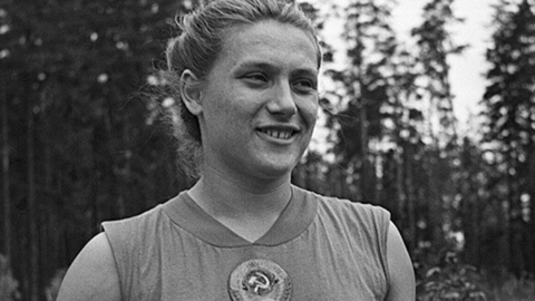 Ушла из жизни трехкратная олимпийская чемпионка Тамара Пресс