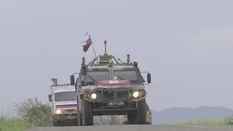 Автомобиль российских миротворцев подорвался на мине. Есть пострадавшие