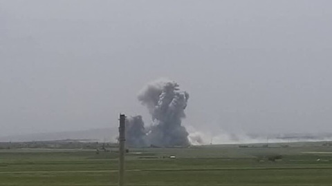Беспилотник-камикадзе атаковал оружейный склад боевиков в Сирии