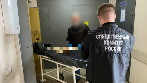 Пьяный мужчина насмерть забил пожилого отца