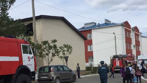 В Астраханской школе проведена частичная эвакуация учеников