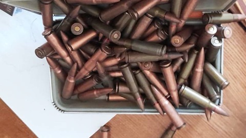 В квартире жителя Приморья обнаружен склад боеприпасов