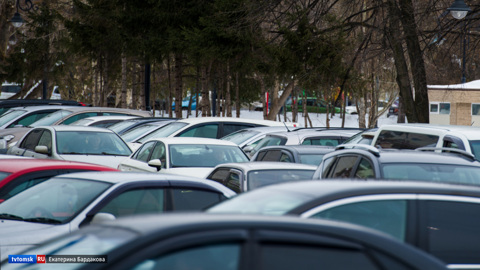 Иностранец, обокравший 13 автомобилей томичей, осужден