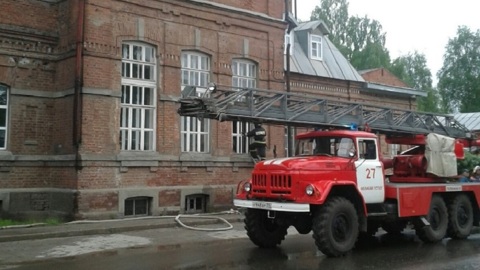 Пожар на ликеро-водочном заводе в Великом Устюге потушен