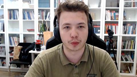 Протасевич устроился на работу в правозащитный центр