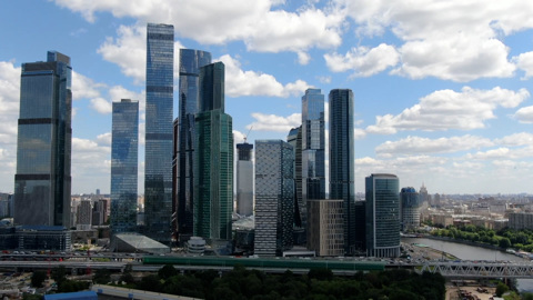 Падением девушки с 86-этажа в "Москва-Сити" занялись следователи