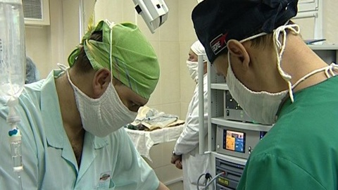 На Дону впервые провели операцию по пересадке роговицы ребенку
