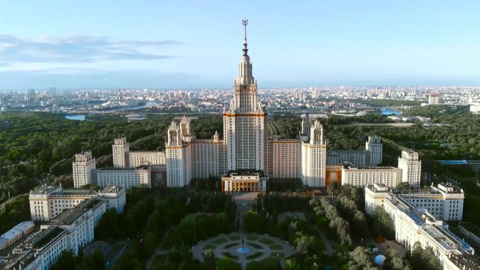 В МГУ готовы принять 8-летнюю девочку, сдавшую ЕГЭ