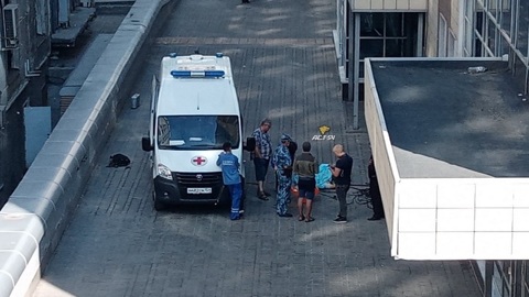 В Новосибирске погиб альпинист при падении с 10 этажа