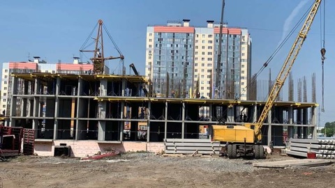 В Новосибирске бетонная плита убила 32-летнего мужчину