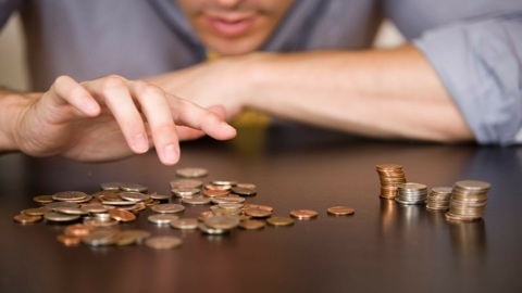 40% оренбуржцев не готовы снижать зарплату ради трудоустройства