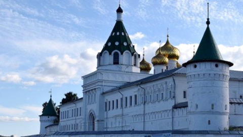 Ипатьевский монастырь в Костроме оштрафовали за незаконную постройку