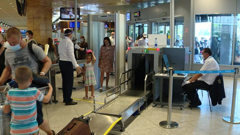 Пассажирские авиаперевозки в мире в мае упали на 62,7% к докризисному уровню