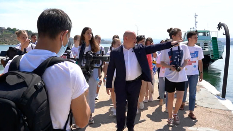 Учебные встречи "Знания": попасть на выездные лекции может любой