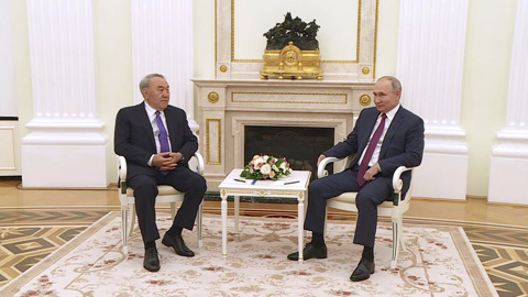Песков высказался о связи Путина с Назарбаевым и словах Лукашенко