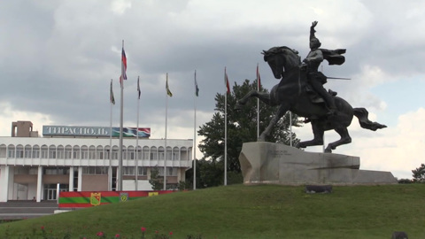 Тирасполь ввел красный уровень теропасности и отменил парад