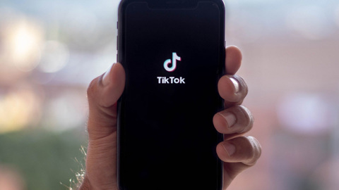 Сенат Франции предложил заблокировать TikTok