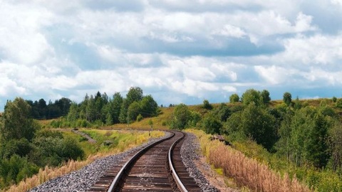 Электричка под Новосибирском насмерть сбила глухую женщину