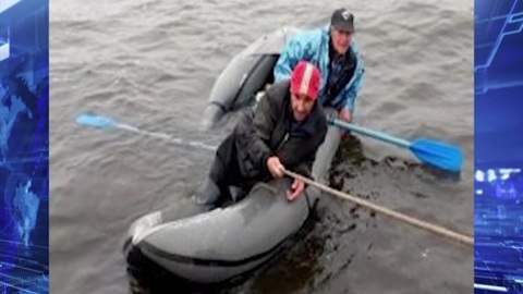 В Красноярске спасли терпящих бедствие рыбаков