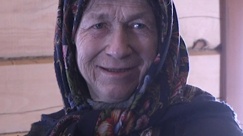 Жилье отшельницы Лыковой горит в заповеднике "Хакасский"