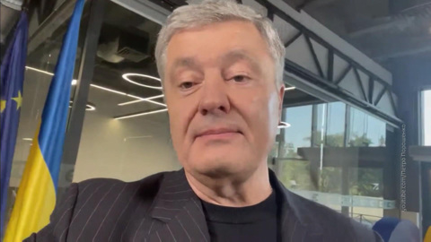 Порошенко уснул в компании депутатов