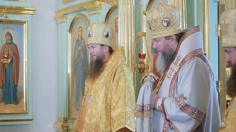 Патриарх наградил епископа из Ивановской области