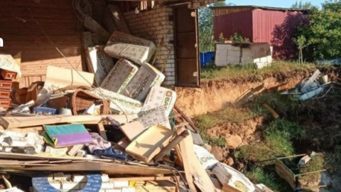 Провал грунта в Балахне: обрушилась часть жилого дома