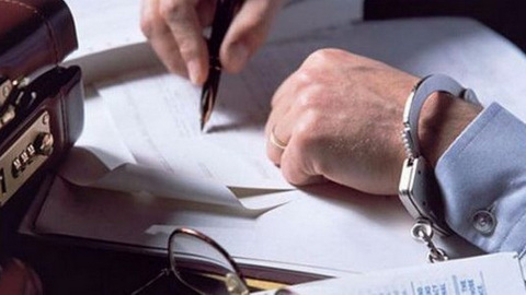 Сибиряк подделывал и продавал справки мигрантам