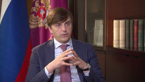Кравцов: многие школы еще советские и давно требовали капремонта