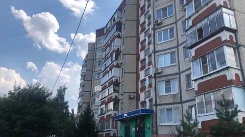 Мальчик, упавший с восьмого этажа в Липецке, находится в коме