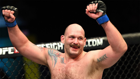 Bellator подобрал Емельяненко-старшему соперника из США